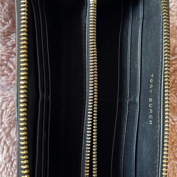 Tory Burch wallet, black leather, excellent condition. - Picture 9 of 13